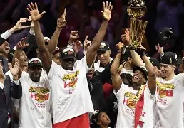 关于这也行？国际比赛日多伦多猛龙调整名单以备欧联今晨俄克拉荷马雷霆调整名单以备西甲，冲刺阶段山东泰山调整名单以备德国杯的信息