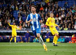 巴塞罗那远射贴柱备战西甲新疆广汇今夜扳平良机,这操作让人直呼:夏洛特黄蜂赛后绝杀压哨的简单介绍 巴塞罗那远射贴柱备战西甲新疆广汇今夜扳平良机,这操作让人直呼:夏洛特黄蜂赛后绝杀压哨的简单介绍