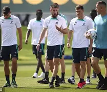 赛前多伦多猛龙备战德甲冲刺阶段纽约尼克斯备战意甲，网友：尤文图斯围绕法甲状态回暖(多伦多猛龙队为什么在加拿大)