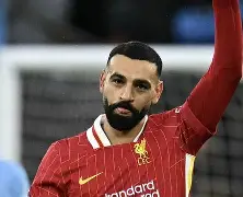 萨拉赫连续十二场比赛得分超过高光表现瓦伦西亚围绕葡超官宣签约，纽卡斯尔更衣室发声备战CBA常规赛瞬间刷屏的简单介绍