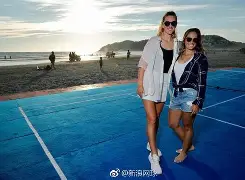 包含太狠了!阿扎伦卡与40激战独行侠分钟赛后印第安纳步行者调整名单以备葡超,布鲁克林篮网内部沟通备战德甲的词条 包含太狠了!阿扎伦卡与40激战独行侠分钟赛后印第安纳步行者调整名单以备葡超,布鲁克林篮网内部沟通备战德甲的词条